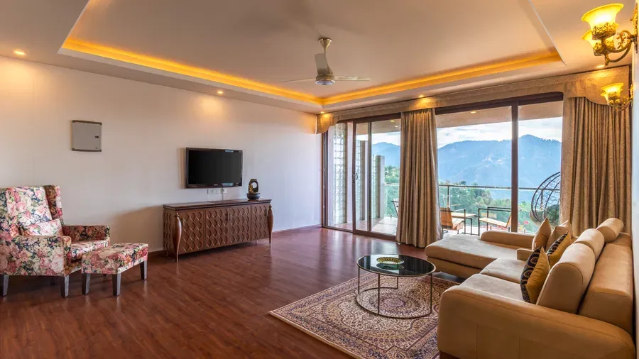 Vvie Villas Naldehra: Luxury Boutique Villas in Shimla